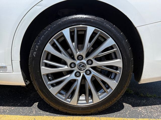 2019 Lexus ES 300h