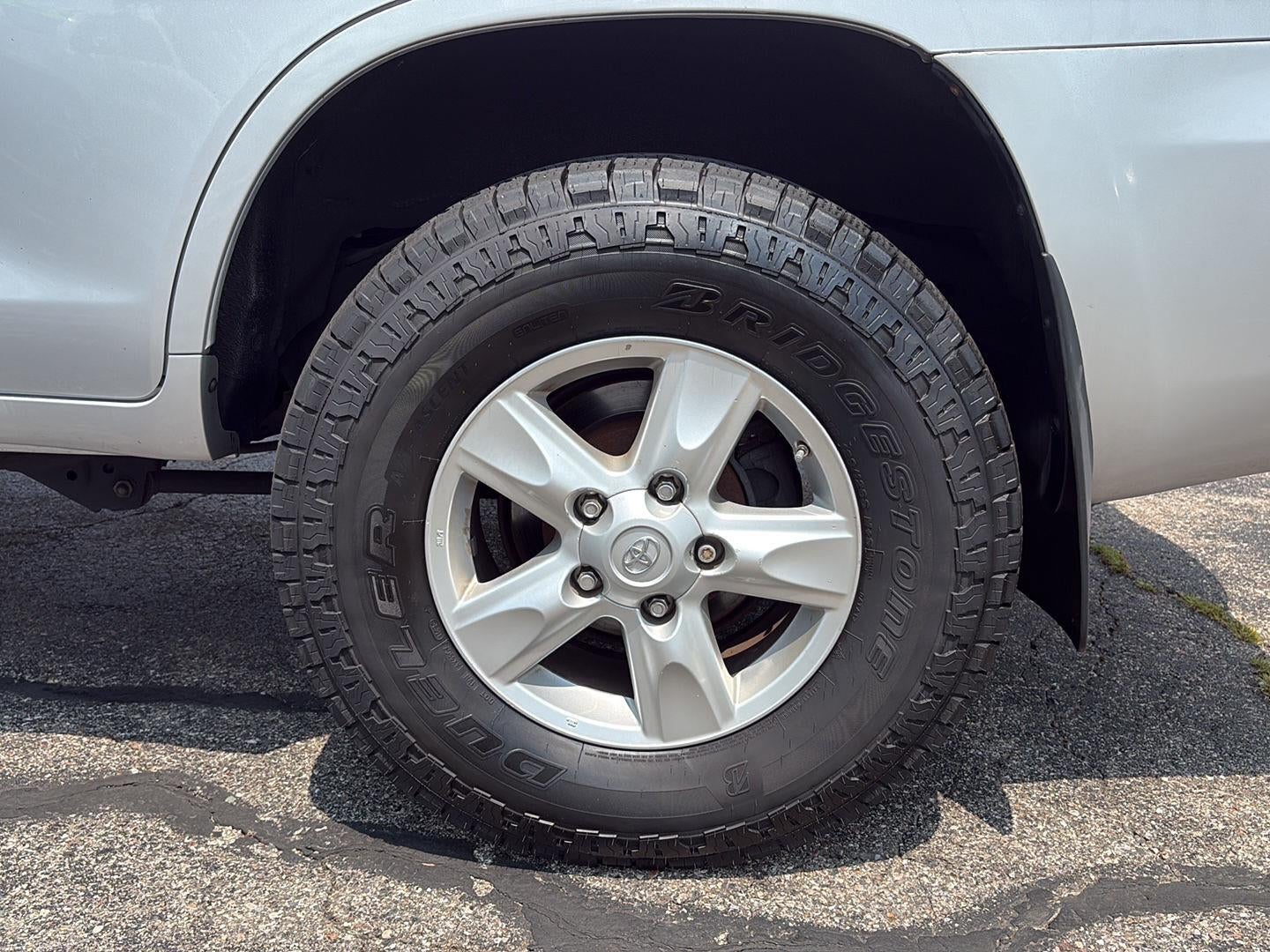 2009 Toyota Land Cruiser Base