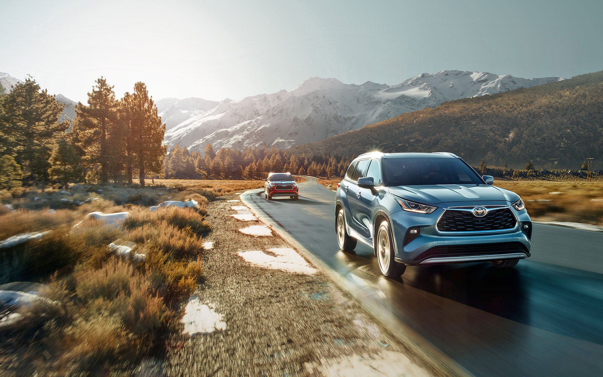 Toyota Highlander on the road- Matick Toyota in Macomb Township MI